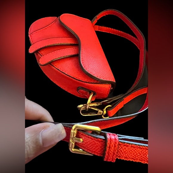 Red Designer Leather Women's Bag - Picture 5 of 7